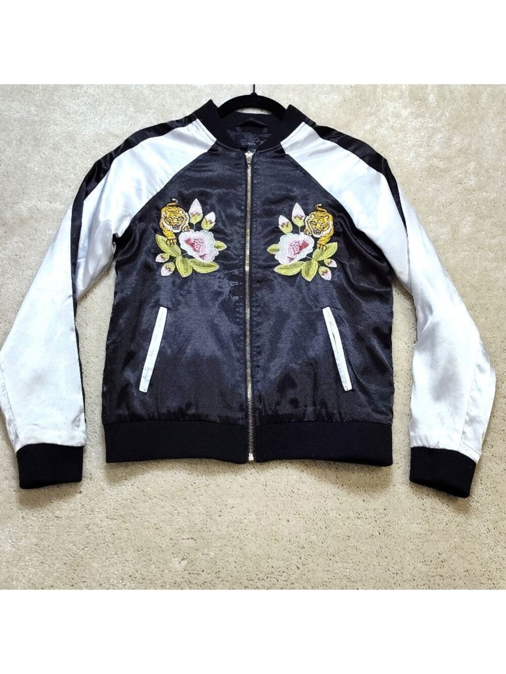 Brandon Thomas Satin Bomber Jacket Tiger Floral Embroidery Ribbed Trim Sz Small